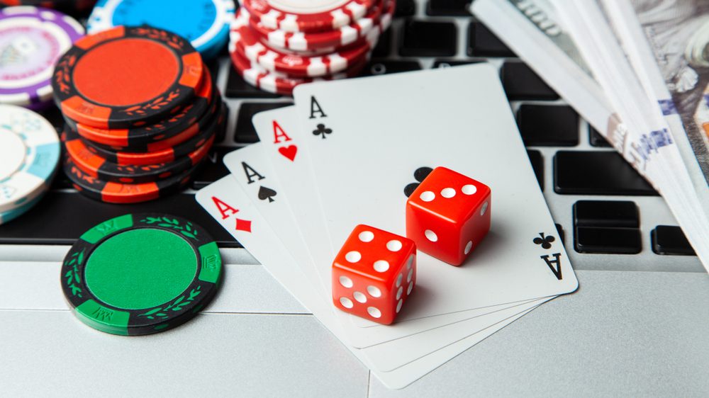 The Thrill of Online Casinos: Entertainment at Your Fingertips